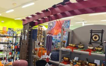 Zafous et bols tibétains à la clef des champs